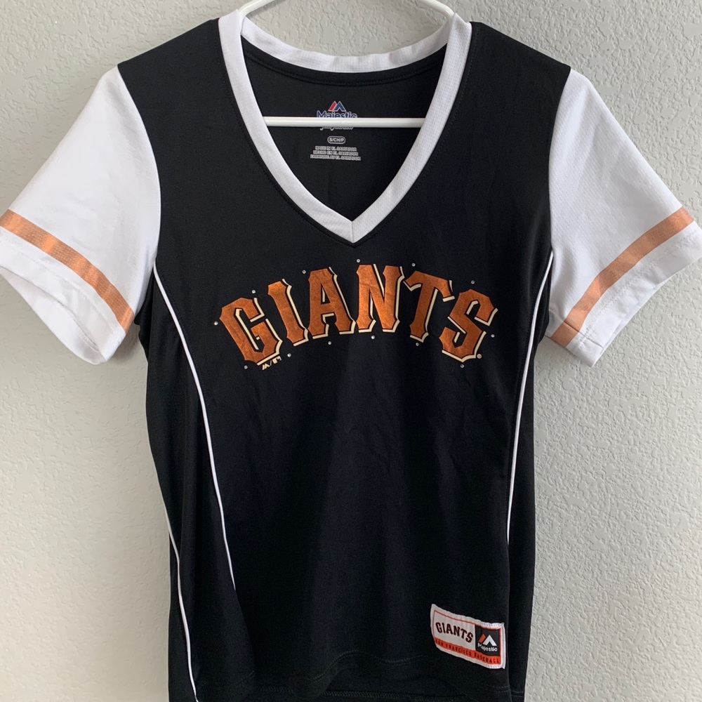 Women’s SAN FRANCISCO GIANTS tee shirt